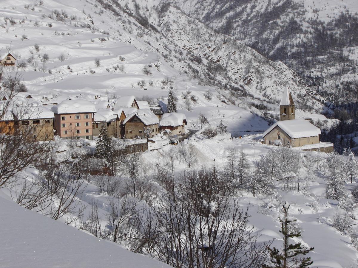 La petite étoile d'hôtes en Mercantour Saint-Dalmas-le-Selvage Exterior foto